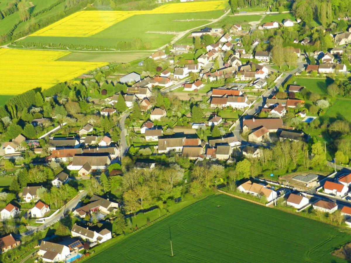La Grange Aux Ecureuils Daire Levernois Dış mekan fotoğraf